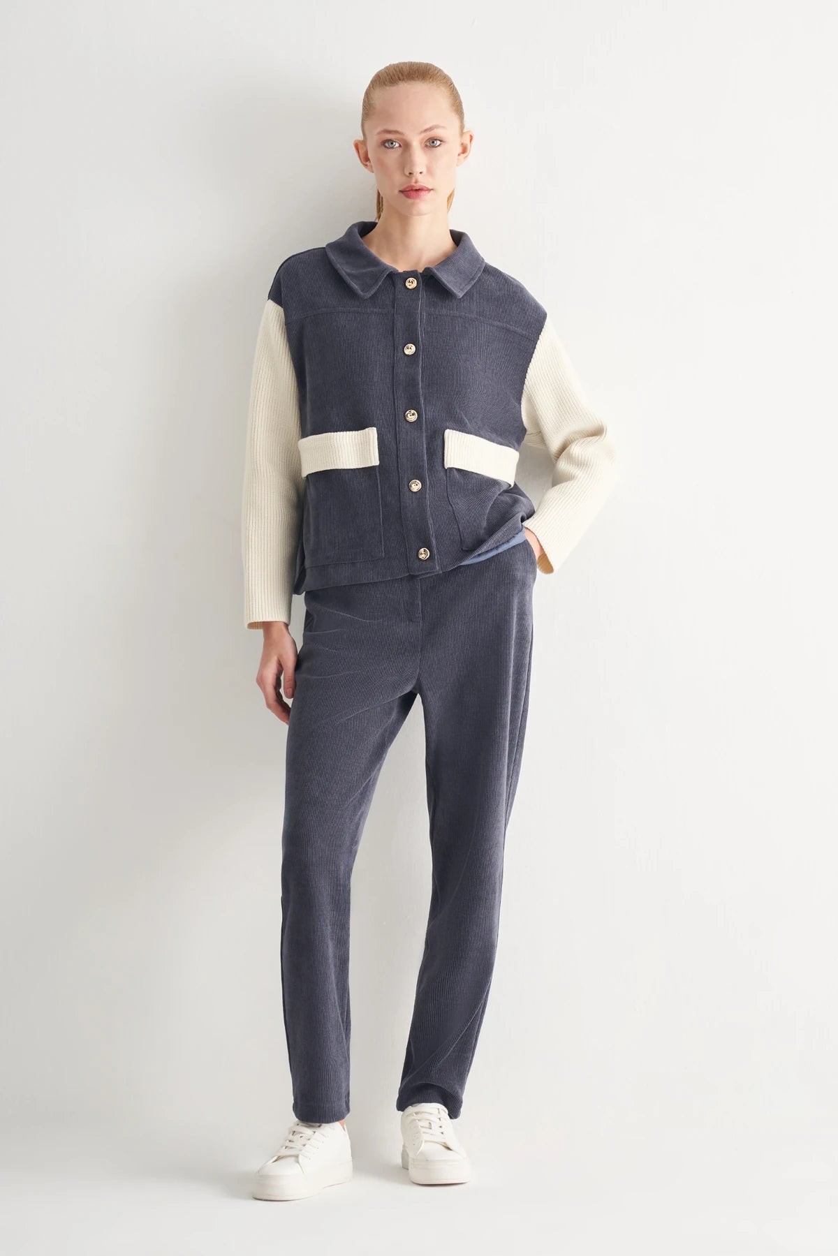 Kadife Örgü Detaylı Ceket