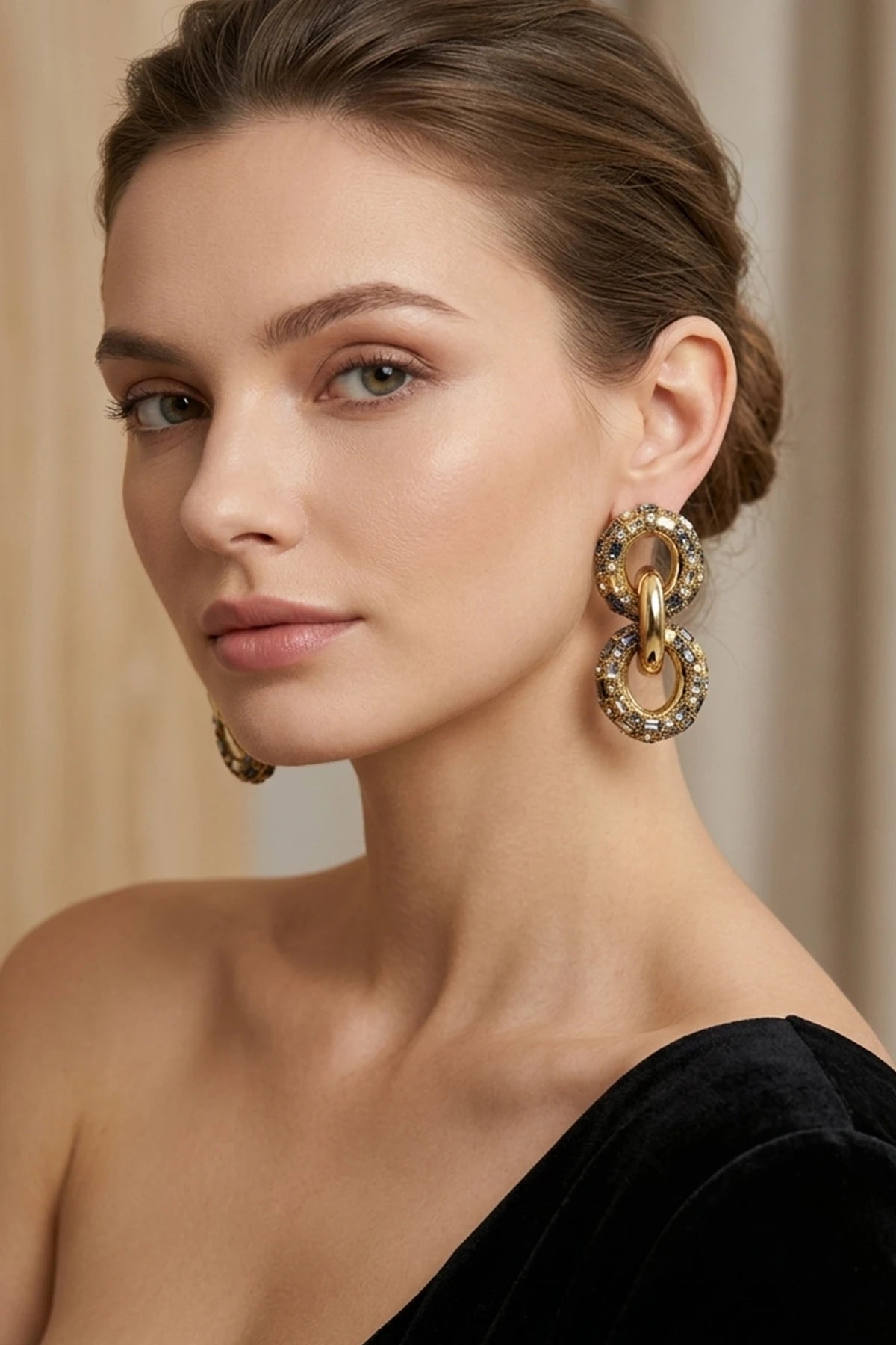 Taşlı Zİncir Küpe GOLD