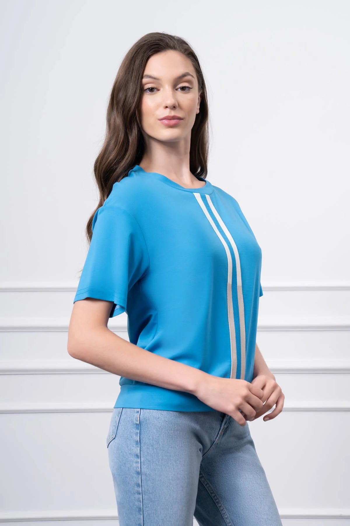 Geniş Yaka Şerit Detaylı Bluz MAVİ